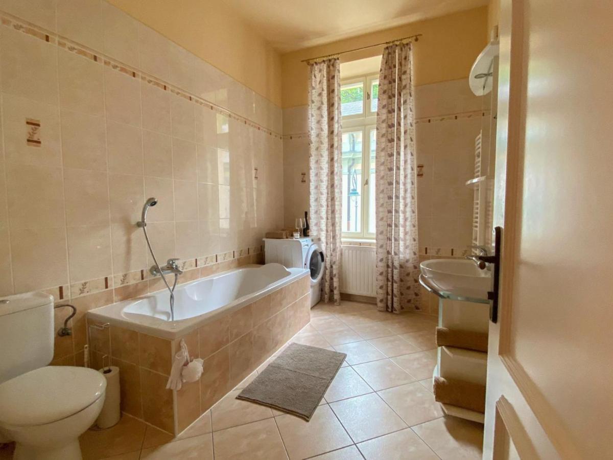 קרלובי וארי Apartma Marie 1880 מראה חיצוני תמונה